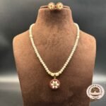 Simple Pearl Pendant Necklace