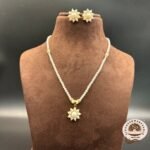 Simple Pearl Pendant Necklace