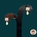 Pearl Hanging Earrings