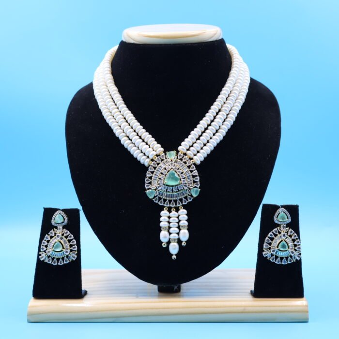 CZ emerald multi layer Pearl Necklace - Image 2