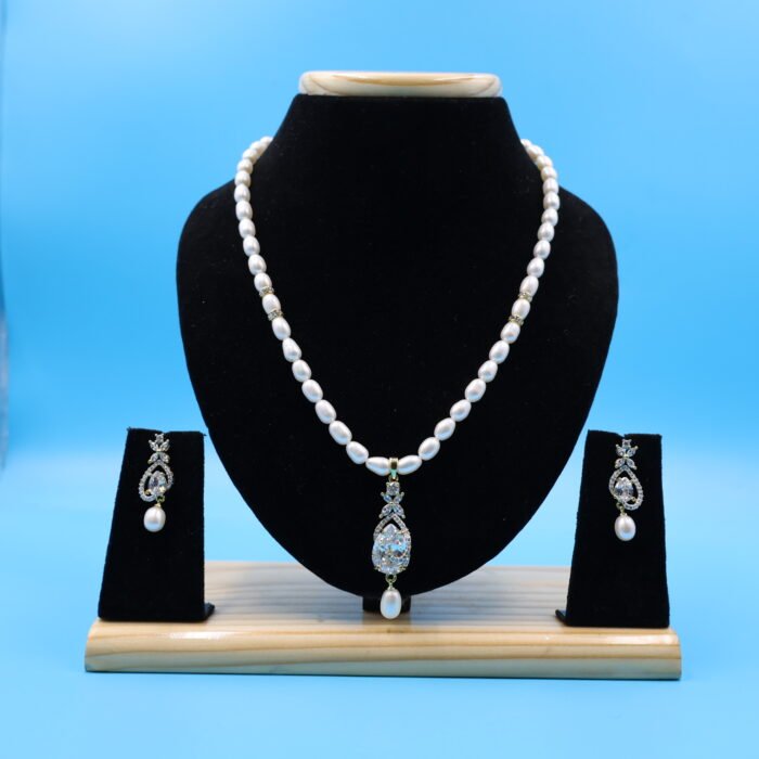 CZ Pendant Oval Pearl Necklace Set - Image 2
