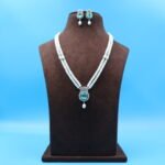 Emerald Pendant Pearl Necklace Set - Image 2