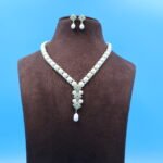 CZ Emerald Button pearl necklace - Image 5