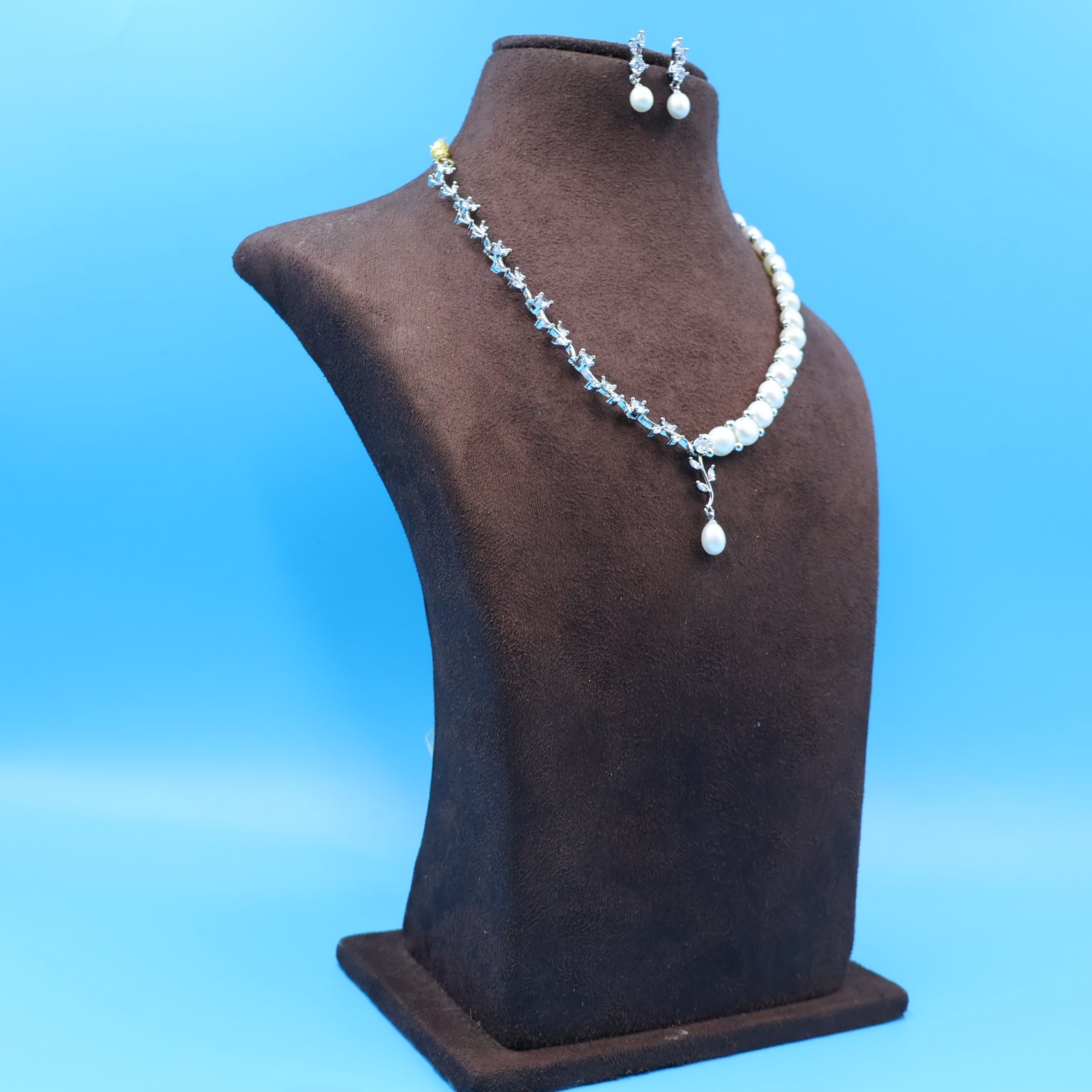 IMG_3842 CZ Button Pearl Necklace - Image 3