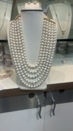 pearl necklace
