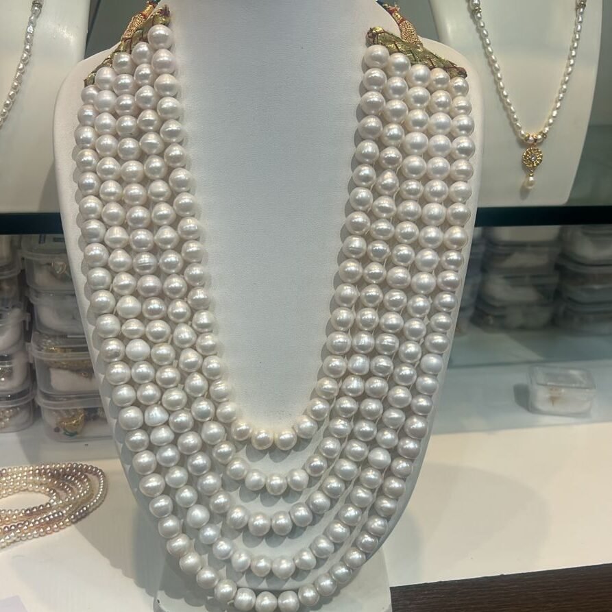 pearl necklace