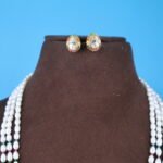 Side Brooch Oval Pearl Necklace - Image 4