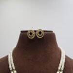 Blue Stone Round Pendant Pearl Necklace - Image 4