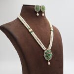 Emerald Pearl Necklace - Image 3