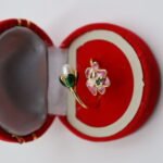 Flower Design Pearl Ring - Image 3