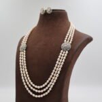 Pink Pearl Side Brooch Pearl Necklace - Image 2