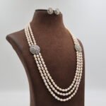 Pink Pearl Side Brooch Pearl Necklace - Image 3