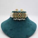 Ruby Emerald Pendant Pearl Choker - Image 2