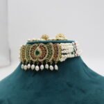 Ruby Emerald Pendant Pearl Choker - Image 3